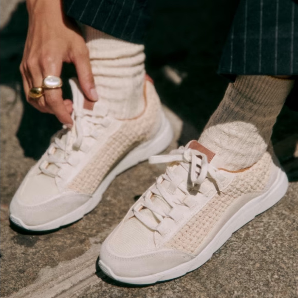 Sezane Sama Sneakers Size 37 (US 6.5-7)